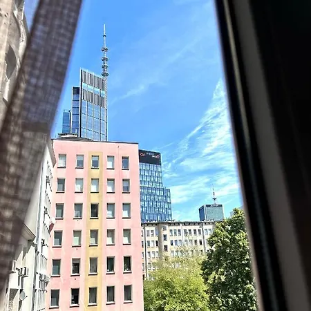 Exclusive Chmielna Street 95m2 Warsaw