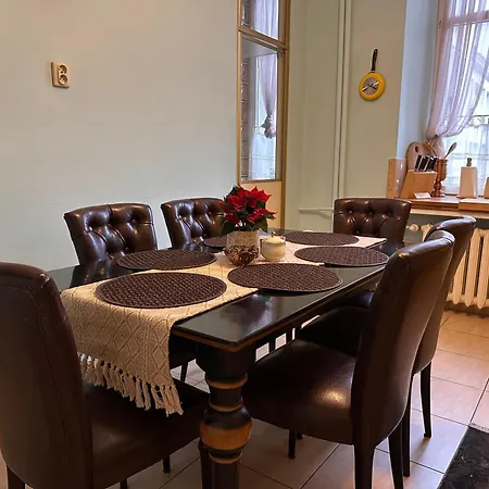 Exclusive Chmielna Street 95m2