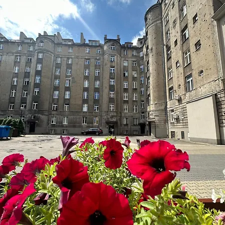 Apartment Exclusive Chmielna Street 95m2 Warsaw