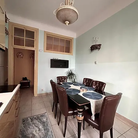 Apartment Exclusive Chmielna Street 95m2 Warsaw