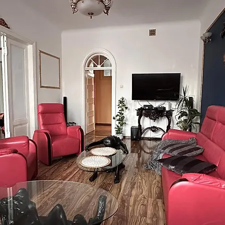 Exclusive Chmielna Street 95m2 * Warsaw