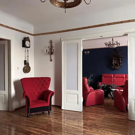 Exclusive Chmielna Street 95m2