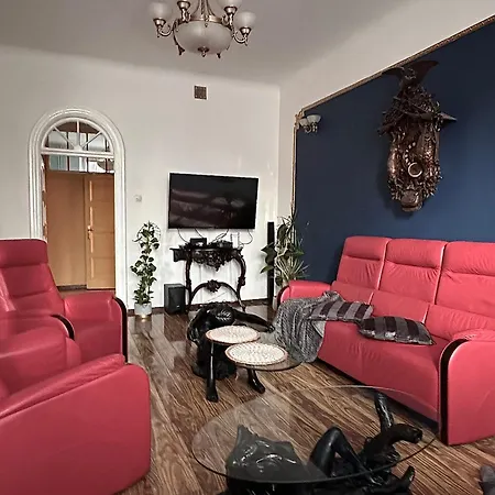 Exclusive Chmielna Street 95m2 Warsaw