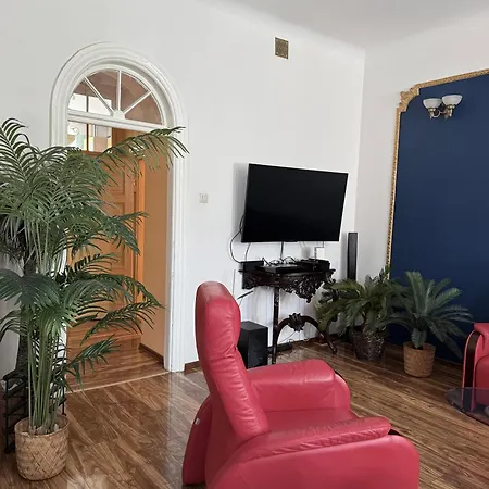 Apartment Exclusive Chmielna Street 95m2 Warsaw