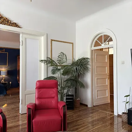 Apartment Exclusive Chmielna Street 95m2